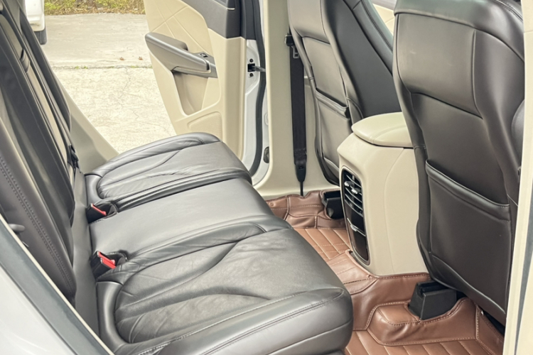 林肯MKC 2017款 2.0T 四驱尊雅版中控内饰7005