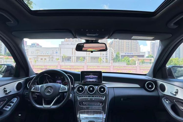 奔驰C级 2015款 C 200 运动版局部细节22