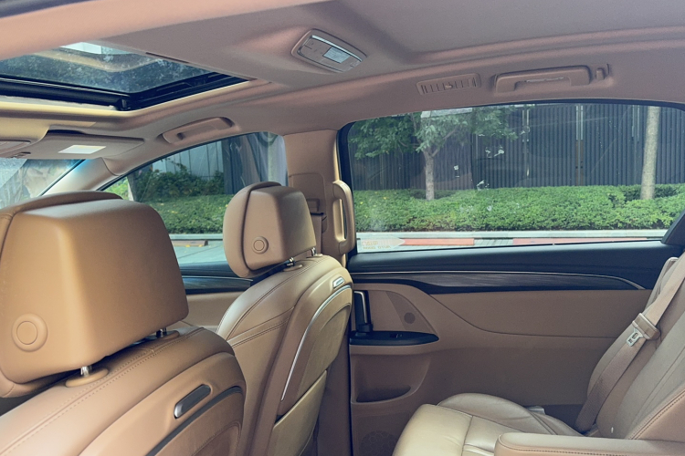 别克GL8 2021款 ES陆尊 653T 尊享型中控内饰7006