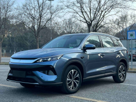 比亚迪 宋Pro新能源 2025款 第二代 智驾版 DM-i 75KM超越型