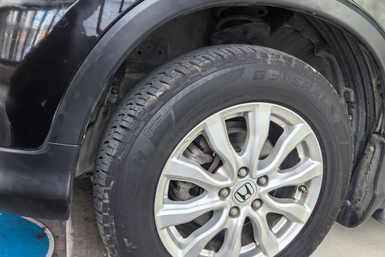 本田CR-V 2013款 2.0L 两驱经典版车身外观6007