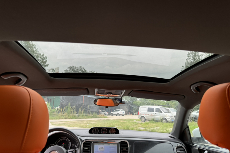 大众 甲壳虫 2015款 380TSI中控内饰7008