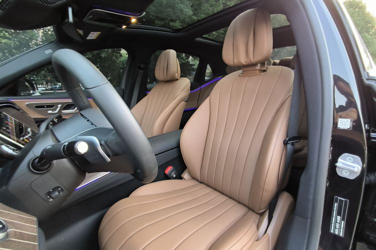 奔驰E级 2025款 E 300 L 时尚型局部细节19