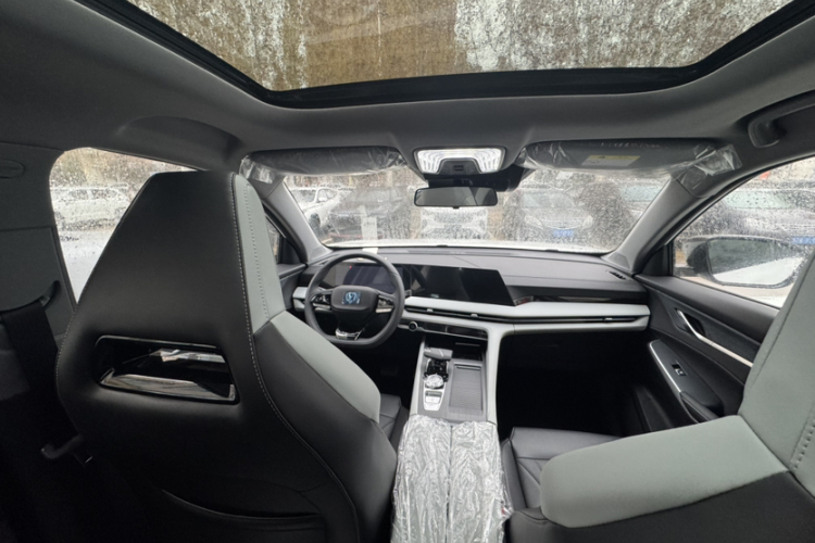 长安CS75 PLUS 2024款 第三代 冠军版 1.5T 智驾劲航型中控内饰7001