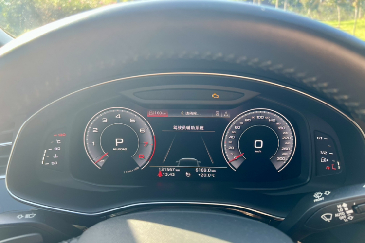 奥迪Q7 2020款 55 TFSI quattro S line运动型中控内饰15