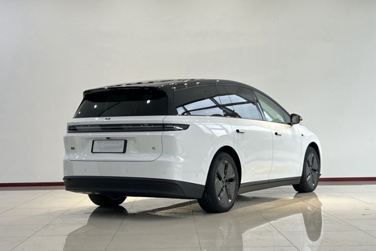 理想汽车 理想i8 2025款 标准版车身外观6003