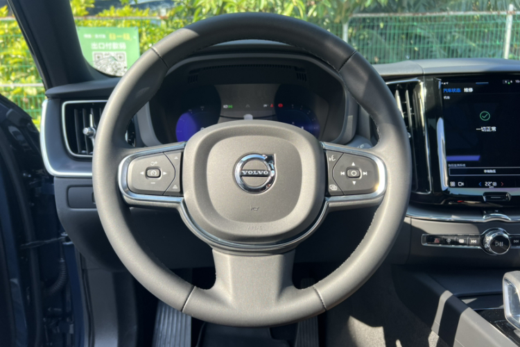 沃尔沃XC60 2023款 B5 四驱智逸豪华版局部细节13