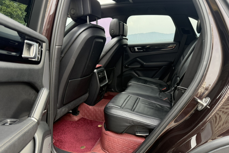 保时捷 2018款 Cayenne 3.0T中控内饰7004