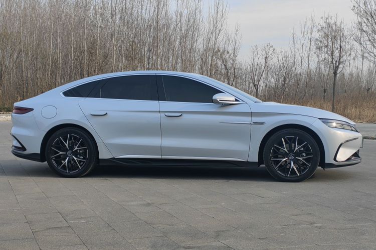 比亚迪 汉 2025款 EV 506KM尊贵型车身外观6003