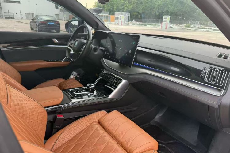 比亚迪 唐新能源 2022款 EV 730KM 尊享型中控内饰7002