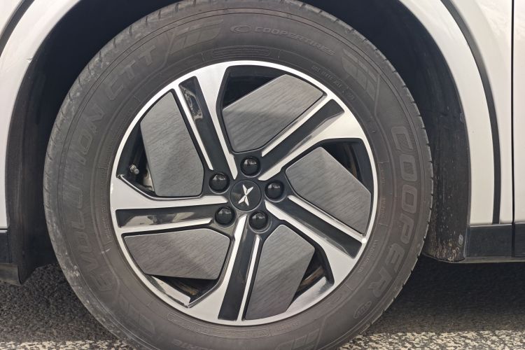 小鹏G6 2023款 580 长续航 Pro车身外观6009