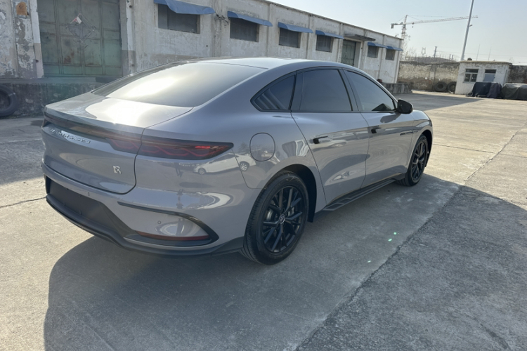 比亚迪 汉 2025款 DM-i 125KM精英型车身外观6002