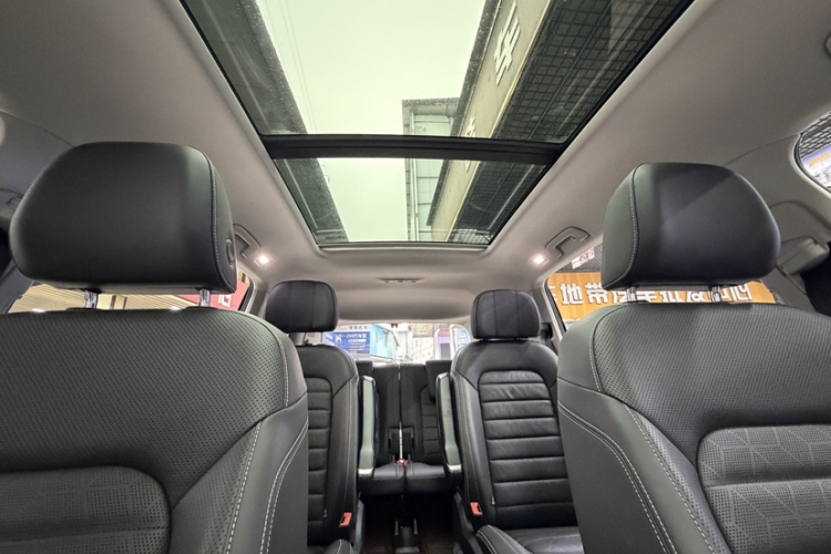 大众 揽境 2023款 改款 380TSI 四驱豪华佳境版Pro 6座中控内饰7012