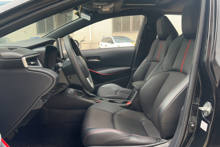 丰田 雷凌 2021款 185T CVT运动版中控内饰7002