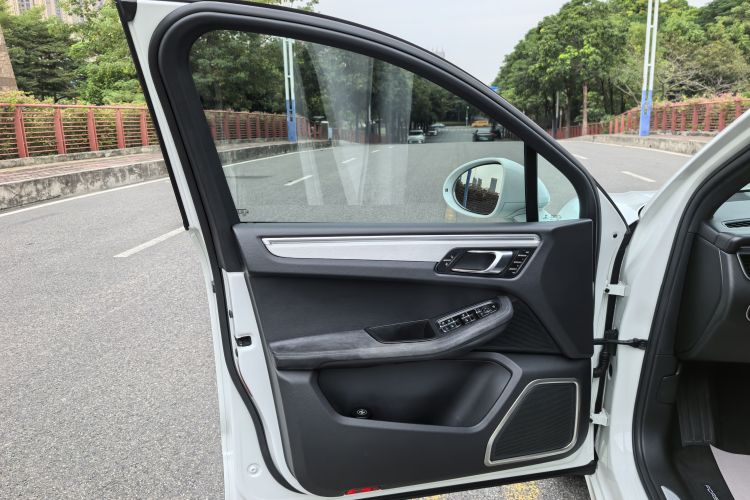 保时捷 2017款 Macan GTS 3.0T中控内饰7013