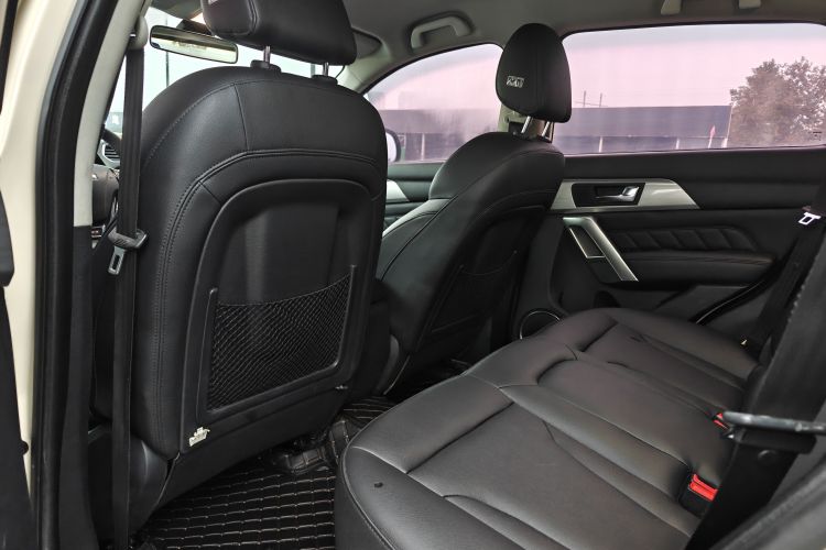 哈弗H2 2016款 红标 1.5T 自动两驱精英型中控内饰7004