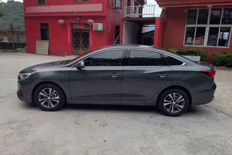 长安 逸动 2023款 畅享版 PLUS 蓝鲸NE 1.4T GDI DCT尊贵版车身外观6005