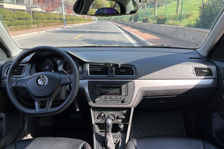 大众 朗逸 2015款 1.6L 自动风尚版中控内饰7001