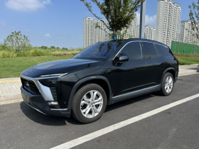 蔚来ES8 2020款 580KM 七座版