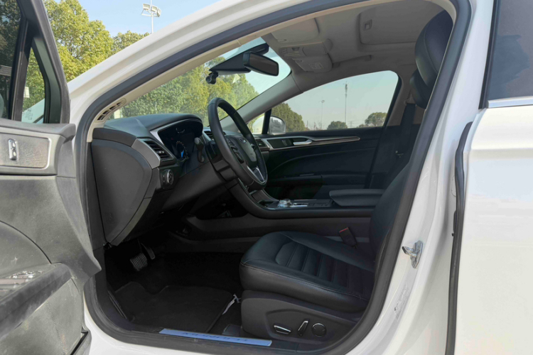 福特 蒙迪欧 2020款 EcoBoost 180 时尚型车身外观6004