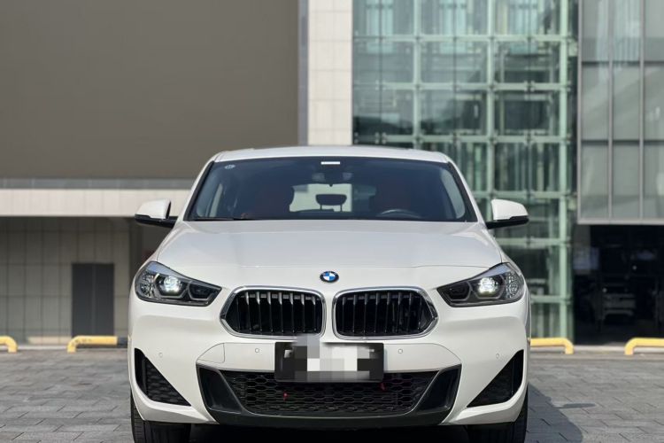 宝马X2 2022款 sDrive25i M运动套装车身外观6006