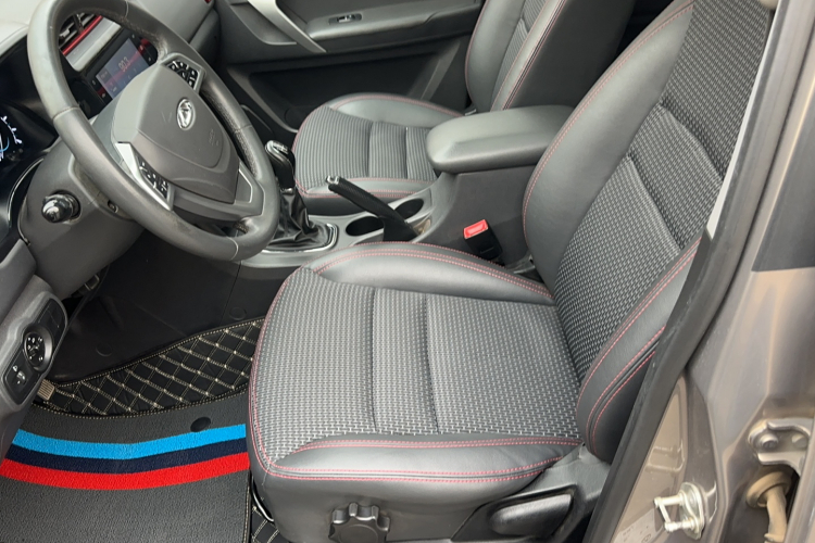 奇瑞 瑞虎3 2016款 1.6L 手动智尚版局部细节19