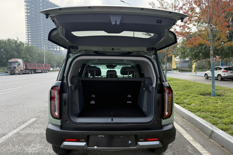 北京BJ30 2024款 1.5T 魔核电驱进阶版中控内饰7008