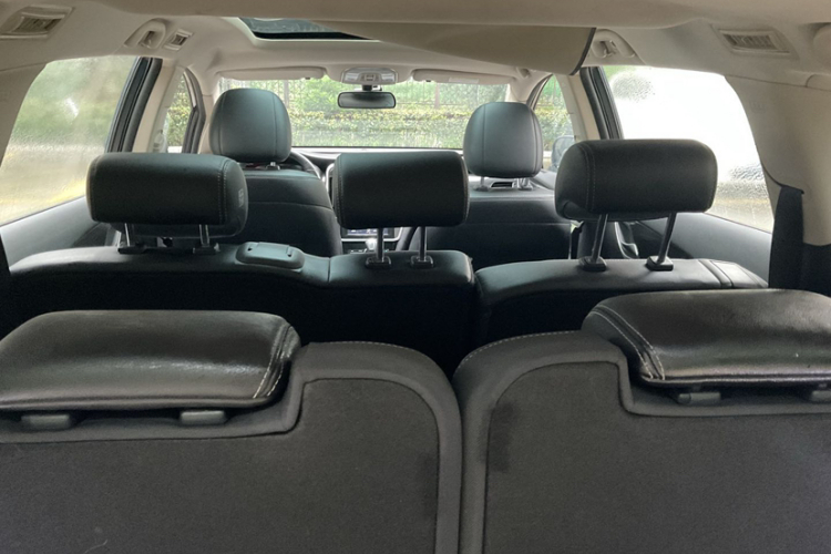 比亚迪 宋MAX 2017款 1.5T 自动智联精英型 7座中控内饰7007