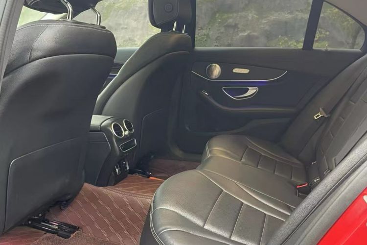 奔驰C级 2020款 改款 C 260 L 运动版中控内饰7002