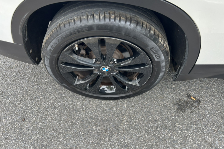 宝马X1 2021款 sDrive20Li 时尚型车身外观6006