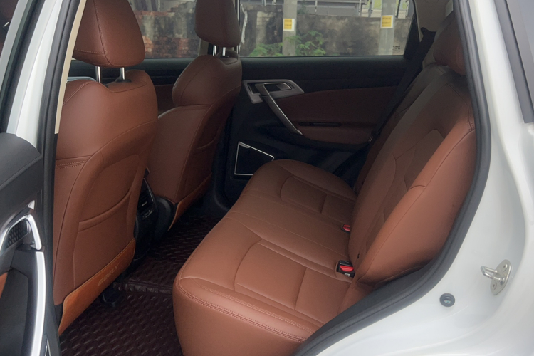 吉利汽车 博越 2021款 1.8TD DCT两驱亚运版中控内饰7001