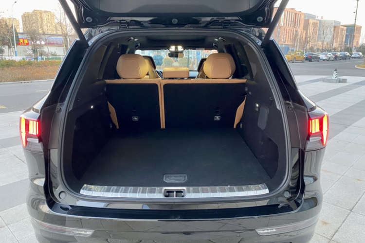 领克09 2024款 2.0T 四驱运动版 五座局部细节23