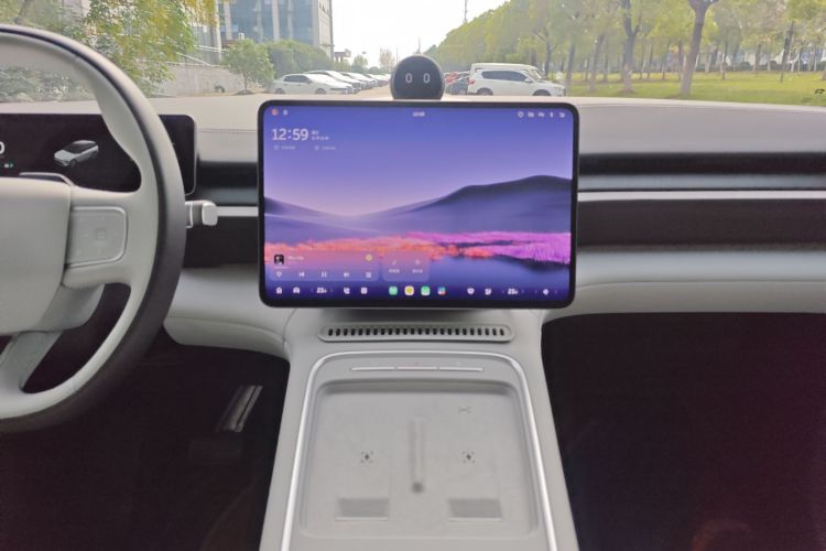 蔚来ES6 2025款 75kWh中控内饰7005