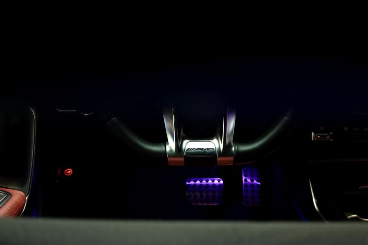 奔驰A级AMG(进口) 2020款 改款 AMG A 35 4MATIC中控内饰7005