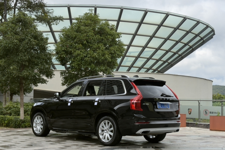 沃尔沃XC90 2018款 T6 智逸版 7座车身外观6002