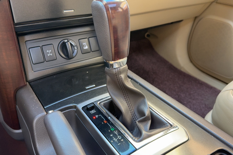 丰田 普拉多 2014款 4.0L 自动TX-L NAVI局部细节18