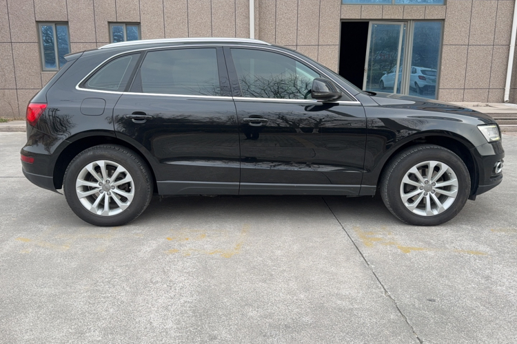 奥迪Q5 2015款 40 TFSI 技术型车身外观6002