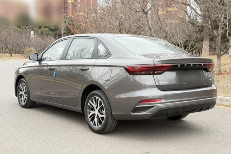 吉利汽车 帝豪 2026款 第4代 400万纪念款 1.5L 手动超越型车身外观6004