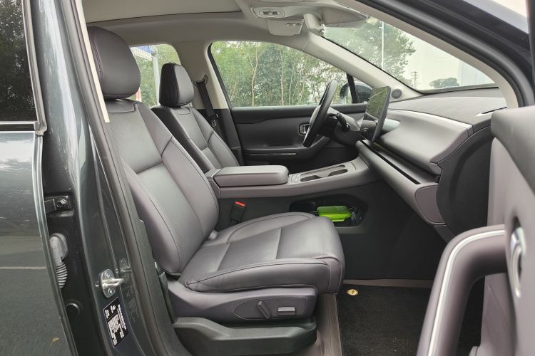 零跑汽车 零跑C10 2024款 210激光雷达版局部细节41