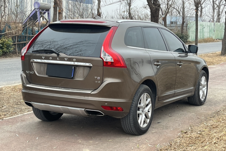 沃尔沃XC60 2017款 T5 智行版车身外观6007