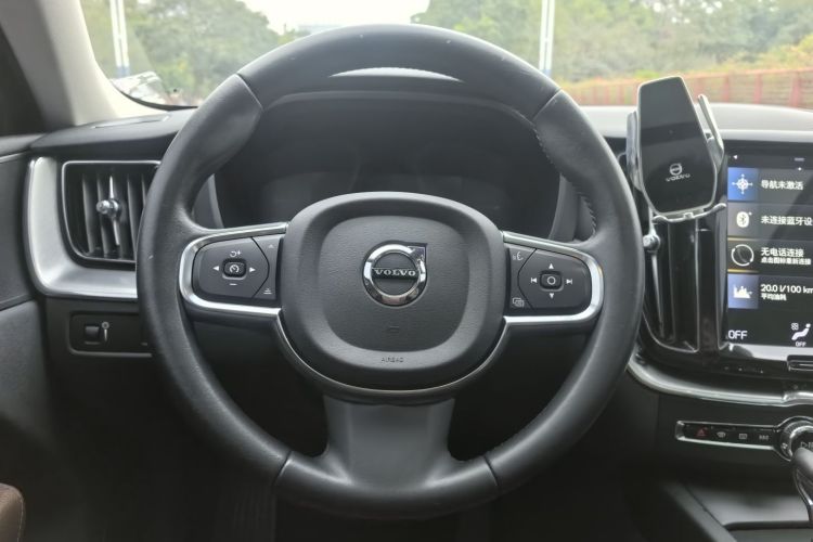 沃尔沃XC60 2020款 T5 四驱智逸豪华版中控内饰7006