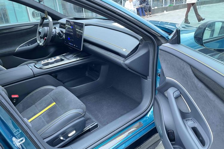 小米汽车 小米SU7 Ultra 2025款 Ultra中控内饰7013