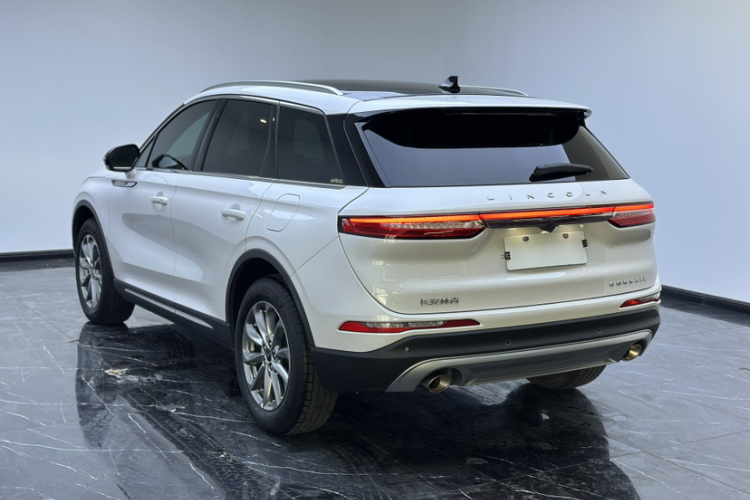 林肯 冒险家 2020款 2.0T 两驱尊享版车身外观6002