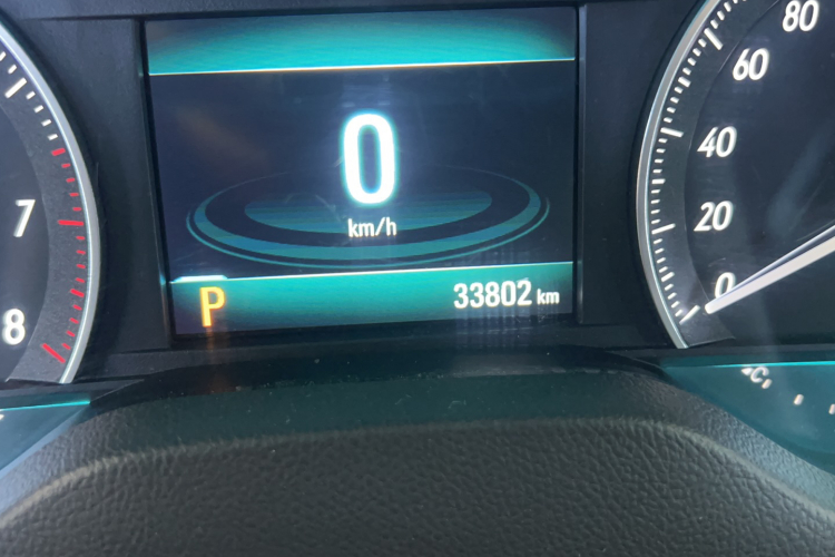 别克 英朗 2021款 改款 典范 1.5L 自动精英型中控内饰15