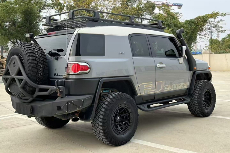 丰田 FJ酷路泽（平行进口）车身外观6006