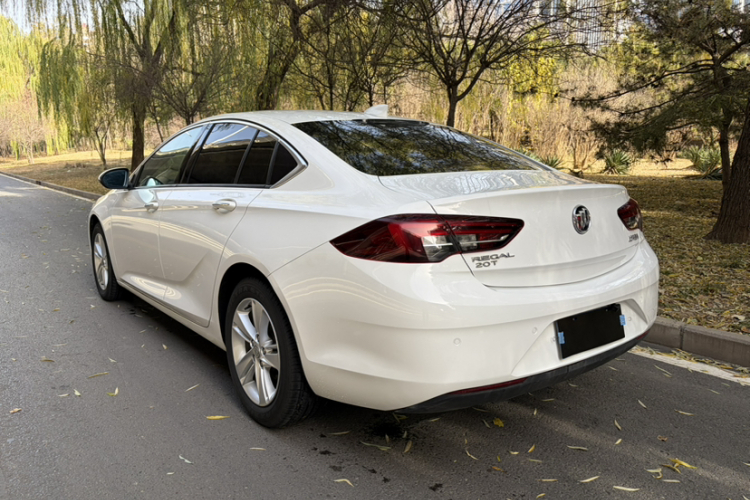 别克 君威 2019款 20T 精英型 国VI车身外观6003