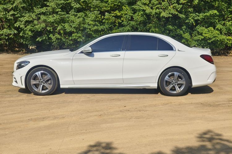 奔驰C级 2020款 C 260 L 运动版车身外观6003