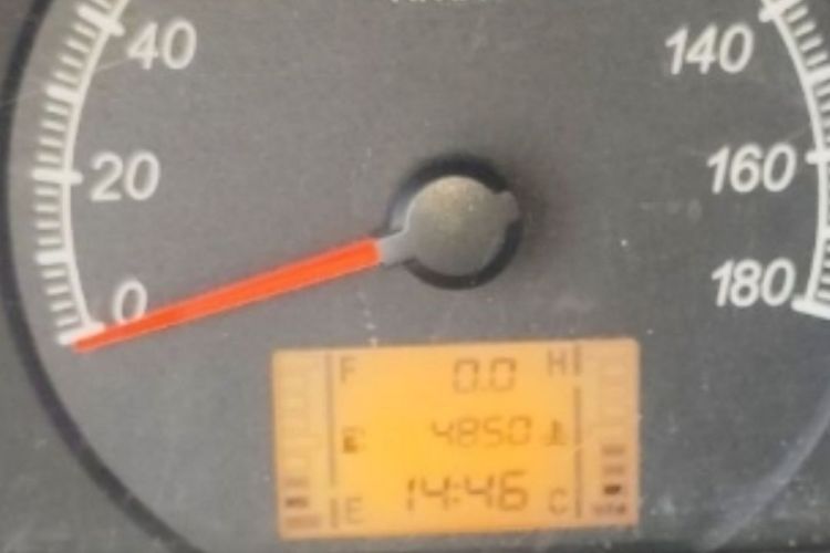 五菱汽车 五菱之光 2023款 1.5L 实用型 5/7座中控内饰15