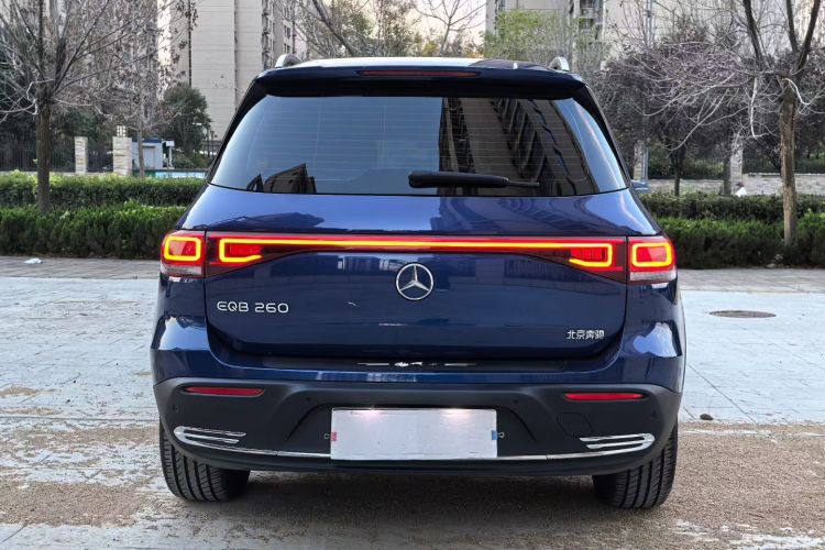 奔驰EQB 2022款 EQB 260车身外观6007