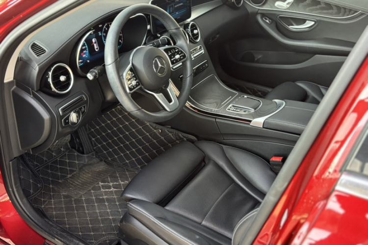 奔驰C级 2019款 改款 C 260 L 运动版中控内饰7003